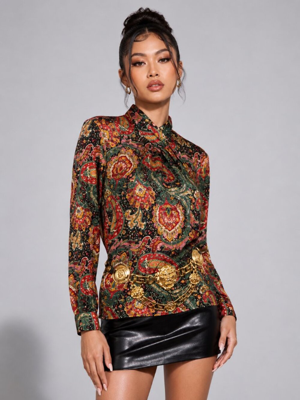90s Burgundy Paisley Turtleneck Blouse | Vintage Colorful Dressy Top | MEDIUM